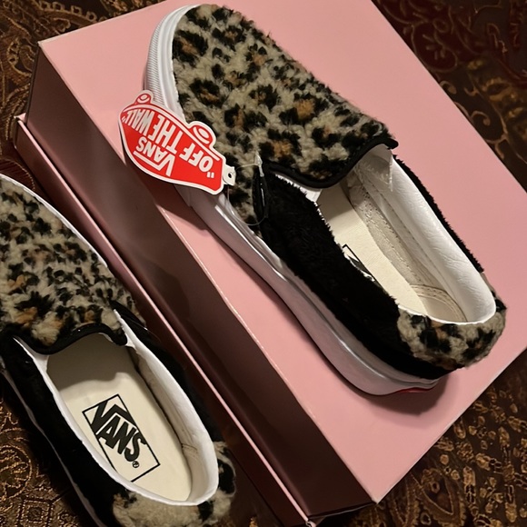 Vans Faux Fur Fuzzy Slip On Classic - Picture 3 of 8